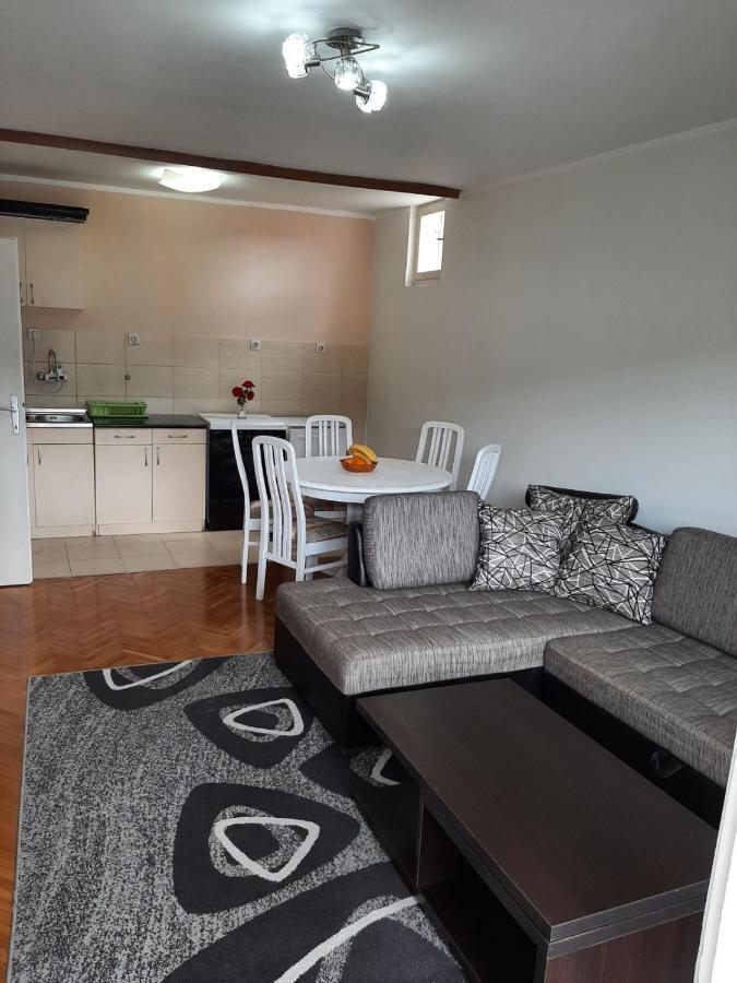 Apartment Danilo ヘルツェグ・ノヴィ エクステリア 写真